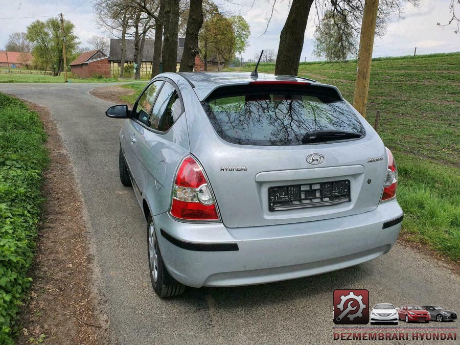 Airbaguri hyundai accent 2010