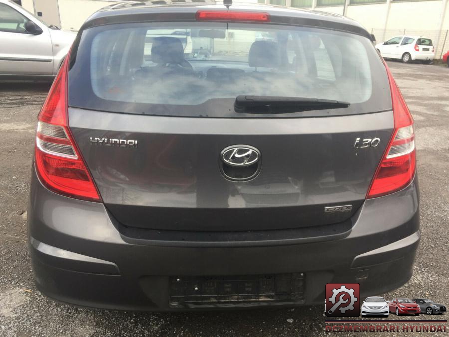 Balamale capota hyundai i30 2013