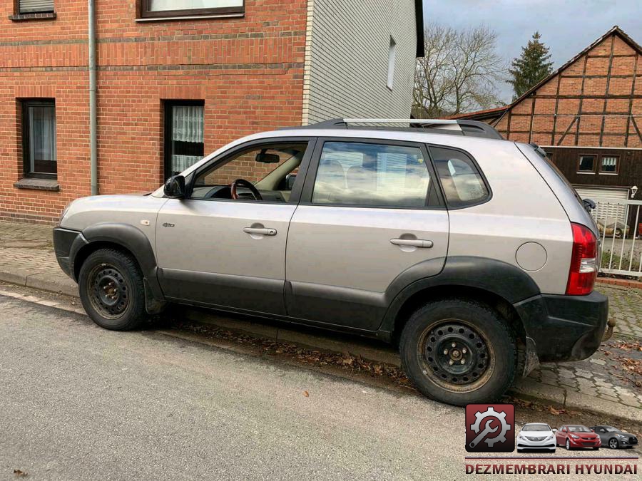 Bandouri hyundai tucson 2009