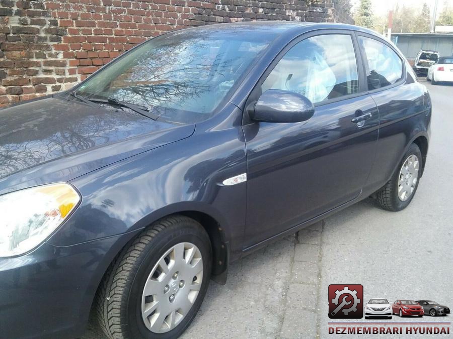 Comenzi butoane hyundai accent 2009