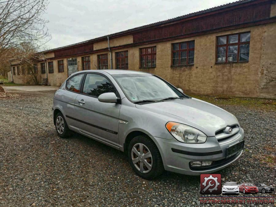 Galerie admisie hyundai accent 2006